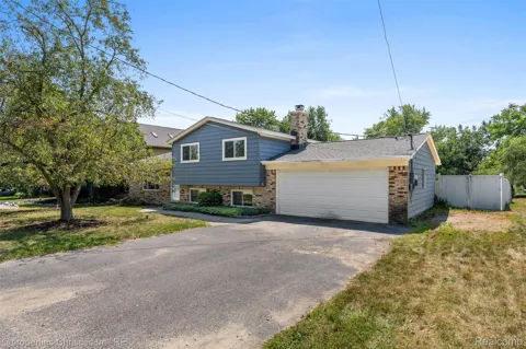 4881 Greer Road