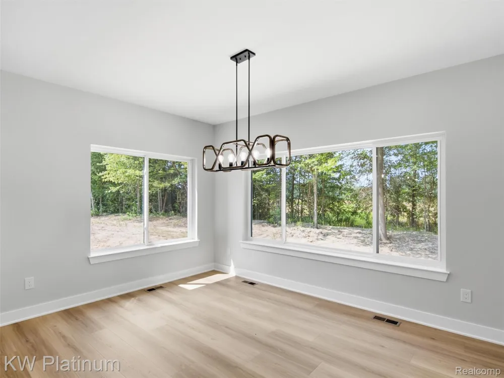3418 Round Tree Drive China Township, MI 48054