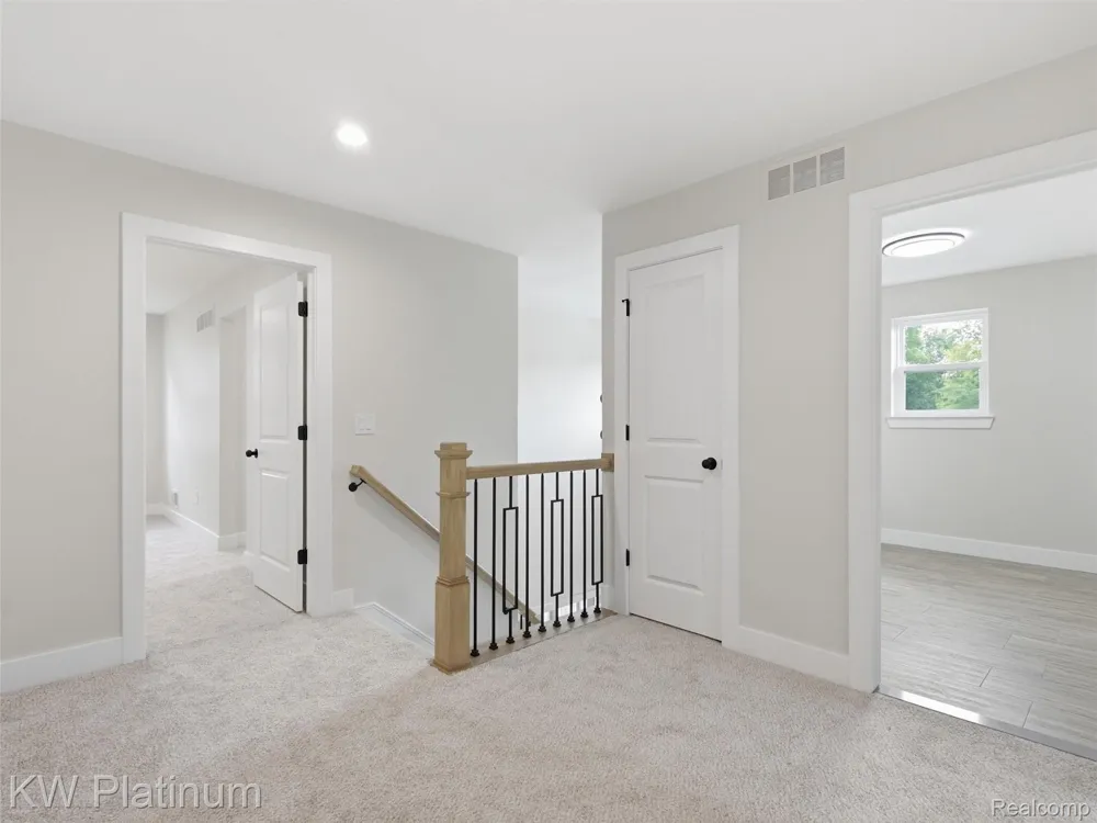 3418 Round Tree Drive China Township, MI 48054