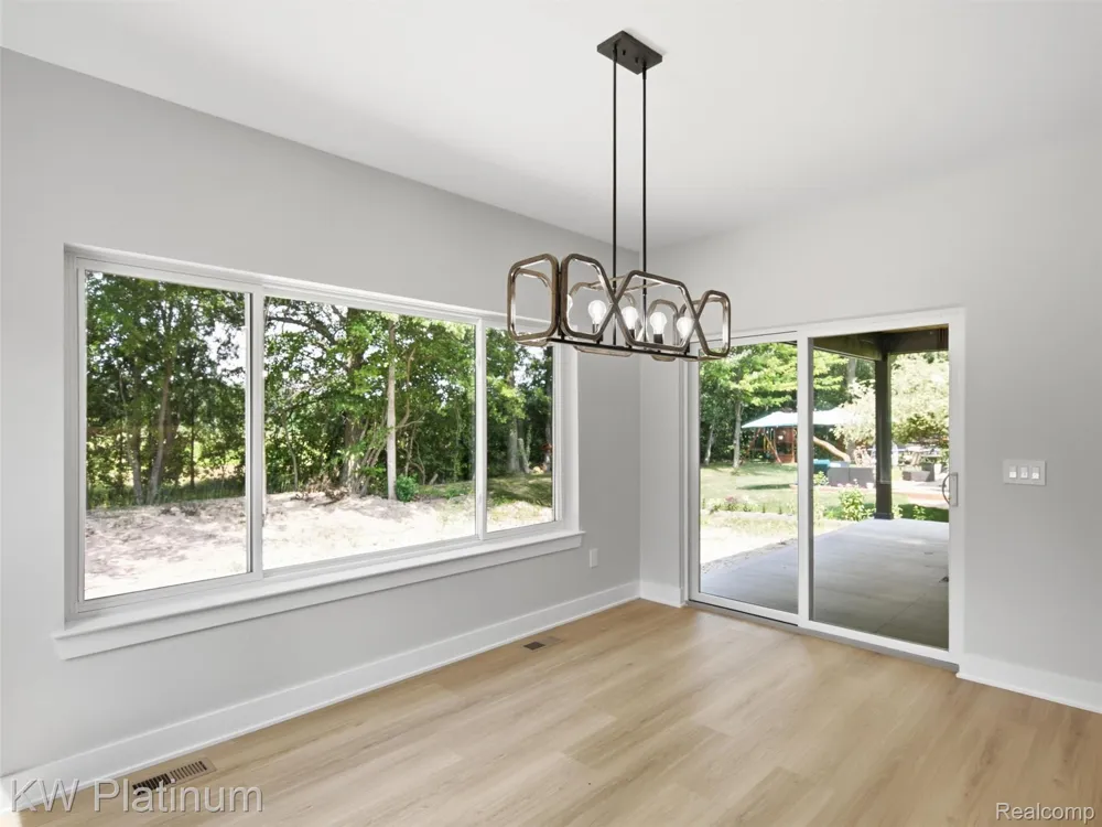 3418 Round Tree Drive China Township, MI 48054