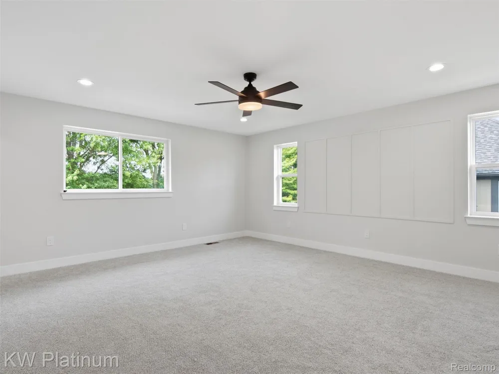 3418 Round Tree Drive China Township, MI 48054