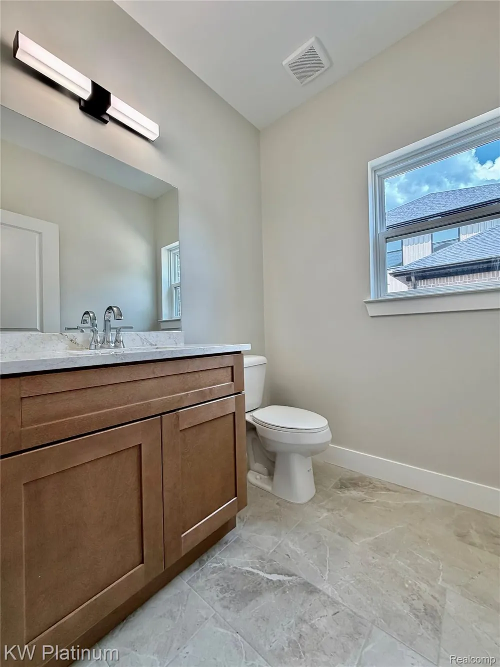 3418 Round Tree Drive China Township, MI 48054