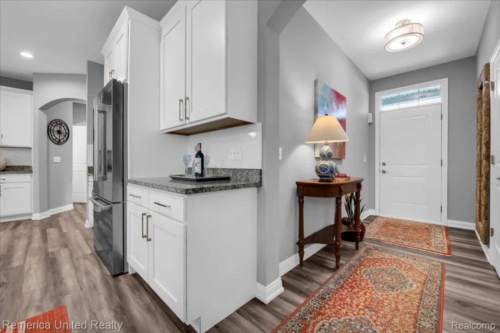 8037 Bridgestone Boulevard White Lake Charter Township, MI 48386