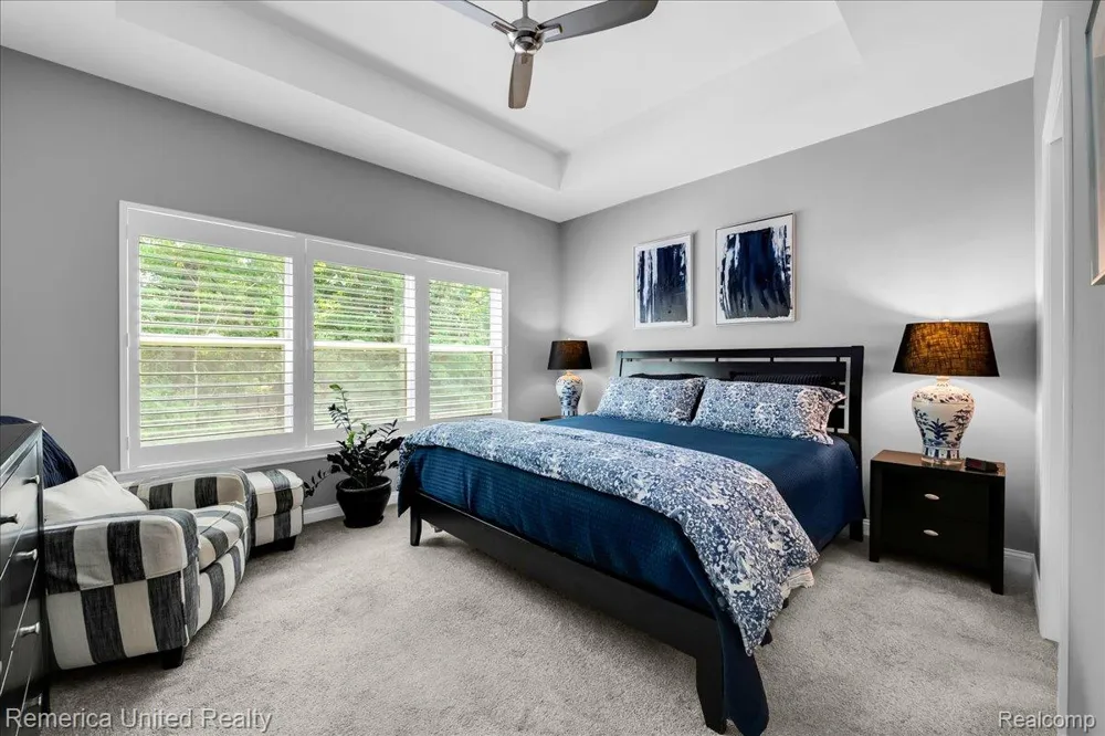 8037 Bridgestone Boulevard White Lake Charter Township, MI 48386
