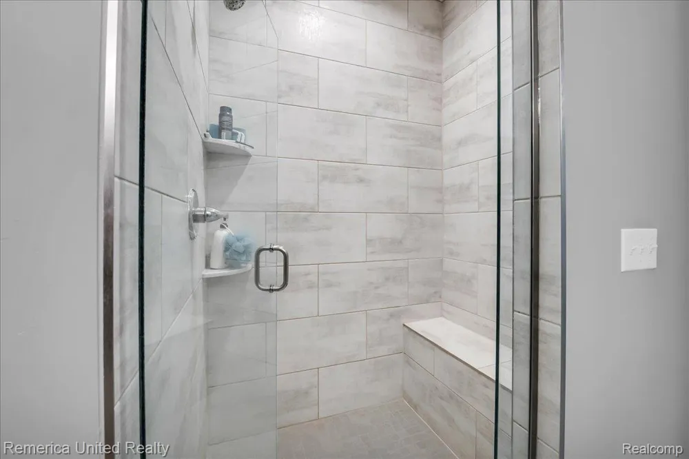 8037 Bridgestone Boulevard White Lake Charter Township, MI 48386