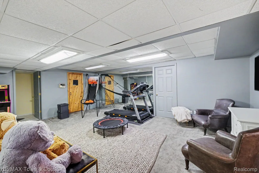 3246 Fieldstone Drive Flushing Charter Township, MI 48433