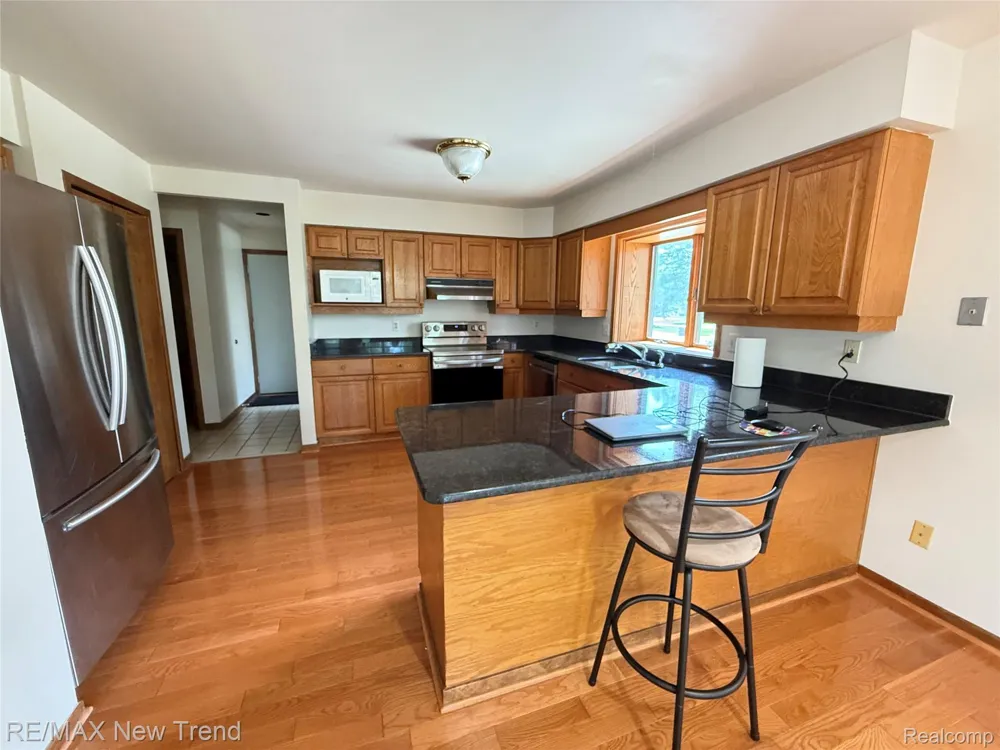 22263 Antler Drive Novi City, MI 48375