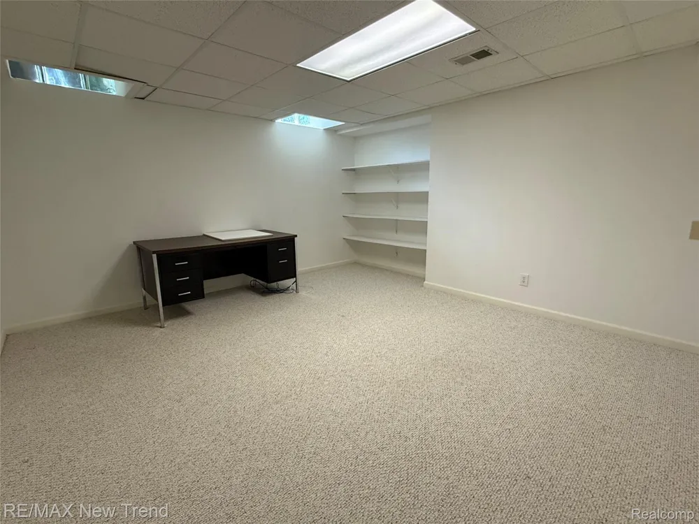 22263 Antler Drive Novi City, MI 48375