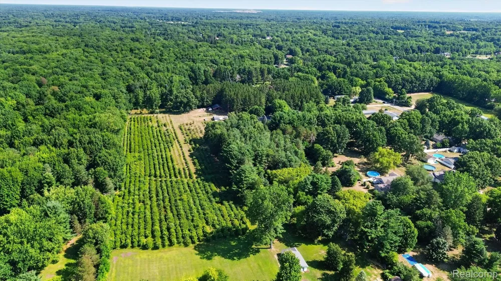 Gillette Flushing Charter Township, MI 48433