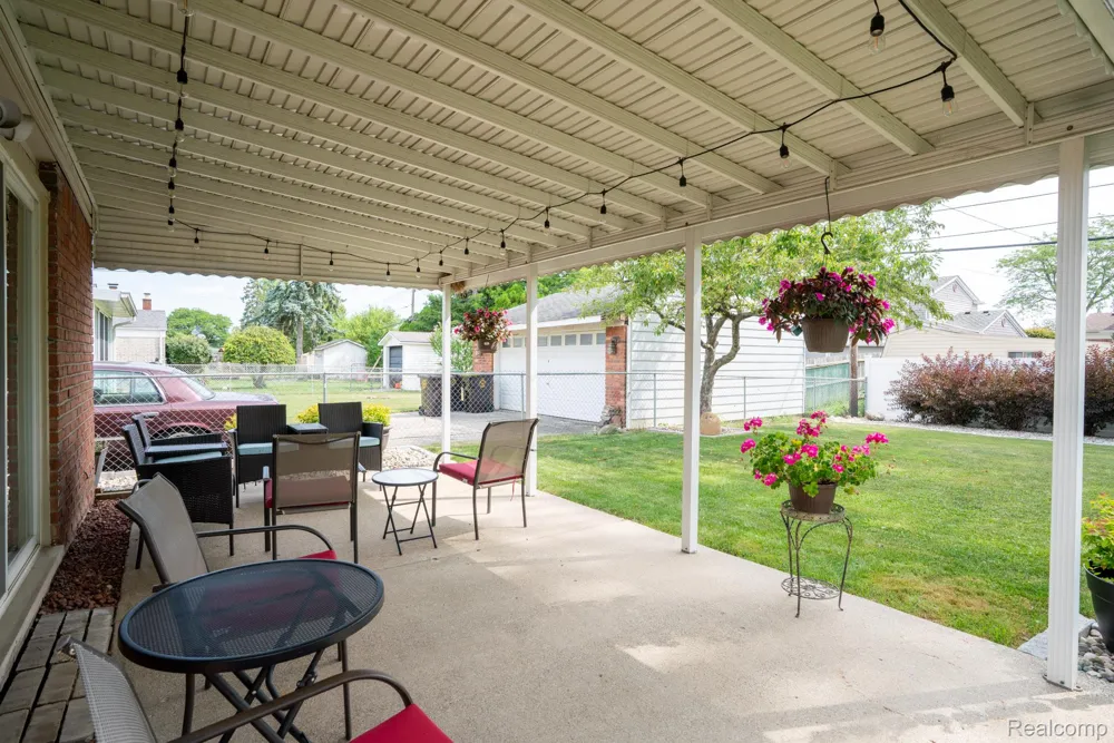 4897 Jackson Street Trenton City, MI 48183