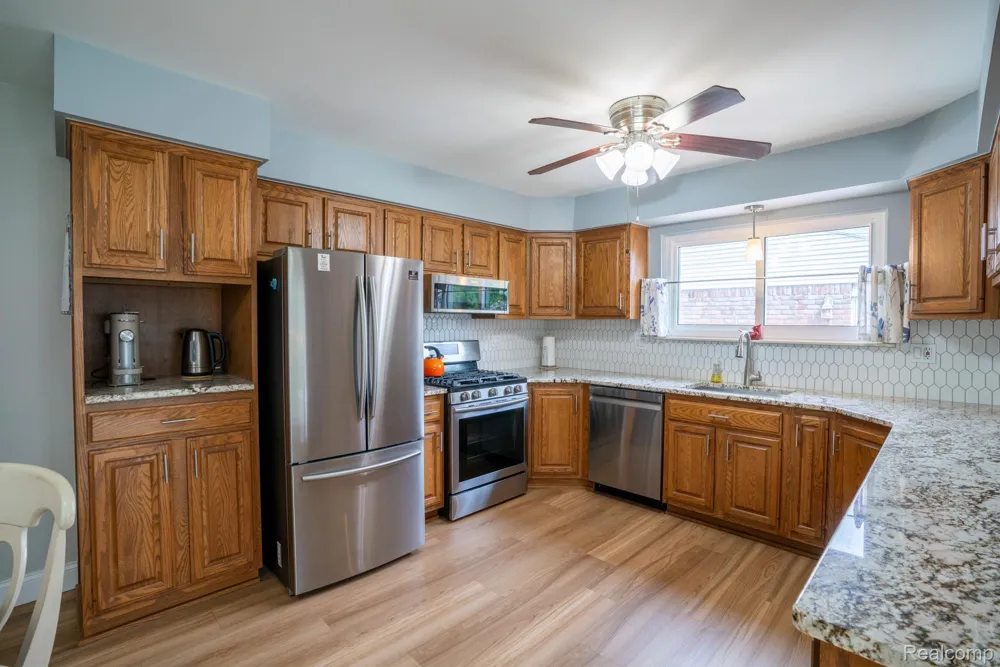 4897 Jackson Street Trenton City, MI 48183