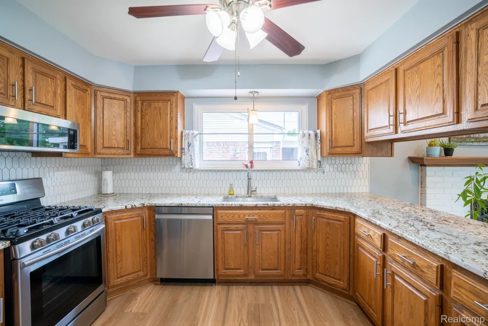 4897 Jackson Street Trenton City, MI 48183