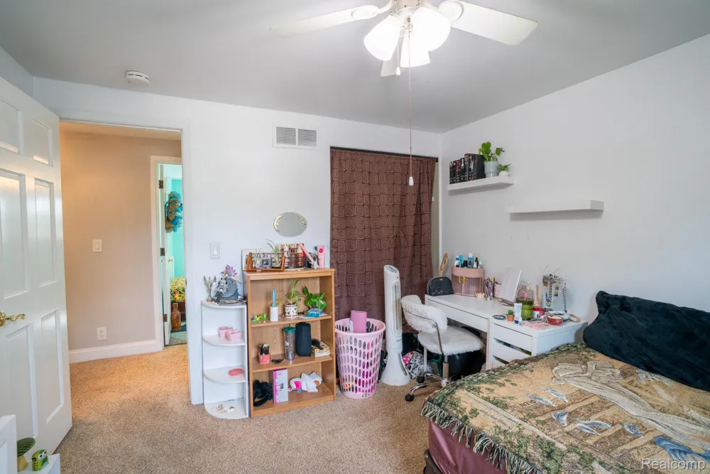 4897 Jackson Street Trenton City, MI 48183