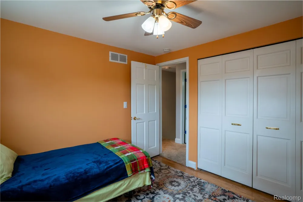 4897 Jackson Street Trenton City, MI 48183
