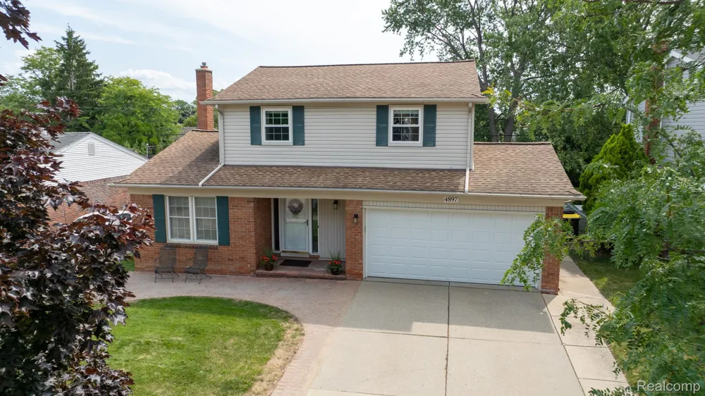 4897 Jackson Street Trenton City, MI 48183