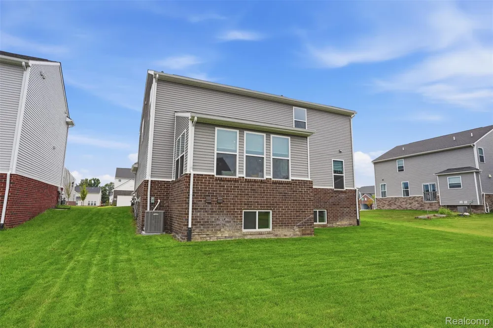 58814 Falabella Drive Lyon Charter Township, MI 48178