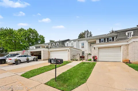 99 Manor Way