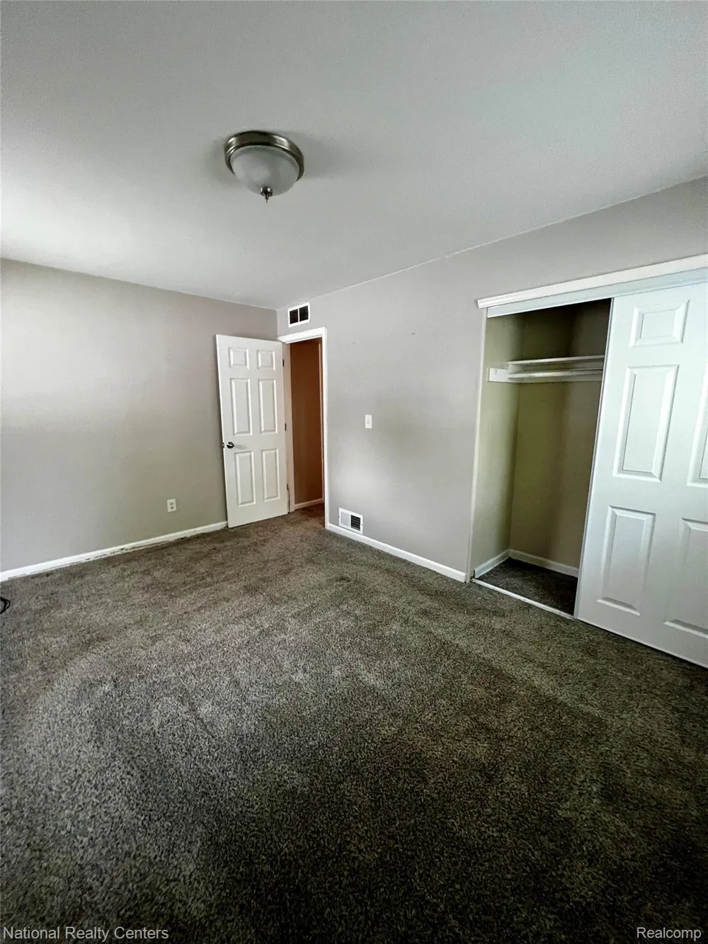 9211 Polk Street Taylor City, MI 48180