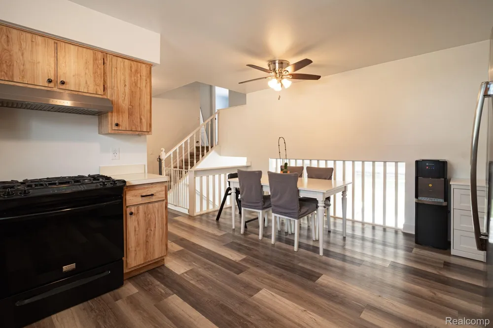 4792 Broadway Street Commerce Charter Township, MI 48382