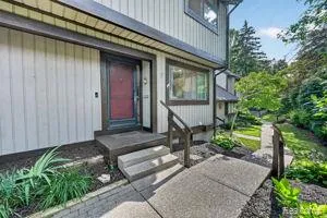 515 Carberry Hill Brighton City, MI 48116
