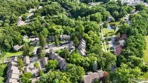 515 Carberry Hill Brighton City, MI 48116