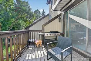 515 Carberry Hill Brighton City, MI 48116