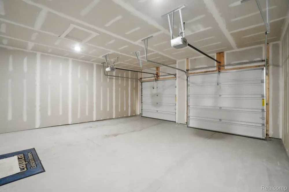 523 Round Rock  Dr Marion Township, MI 48843