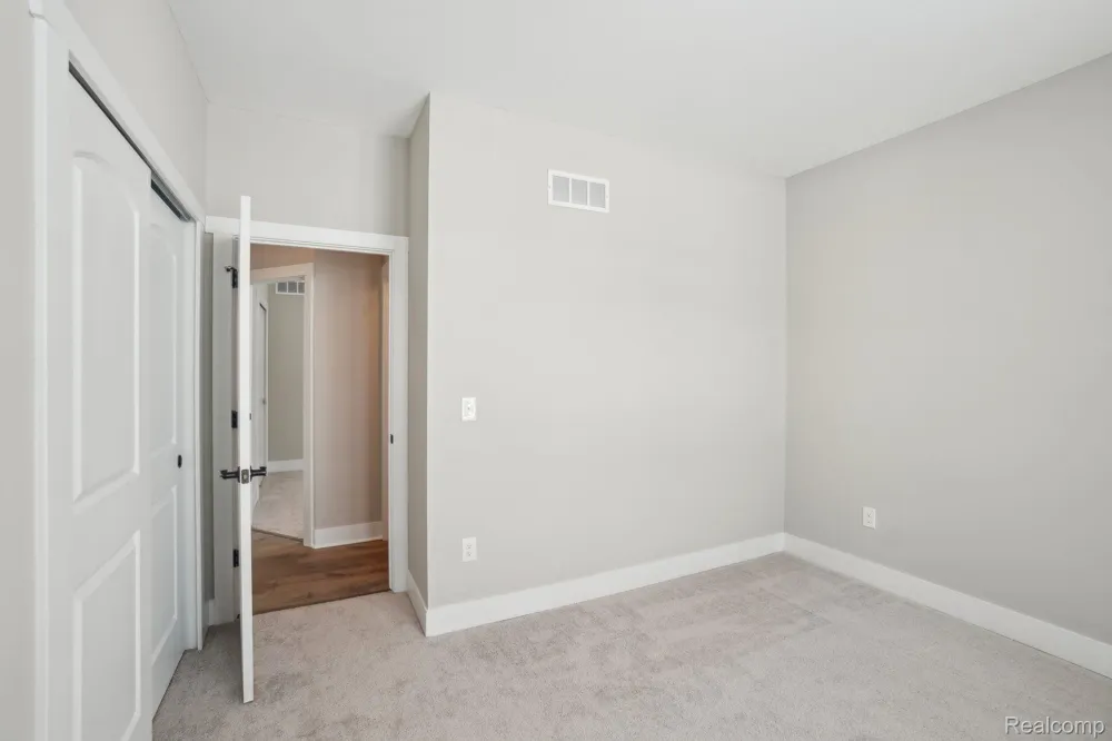 523 Round Rock  Dr Marion Township, MI 48843