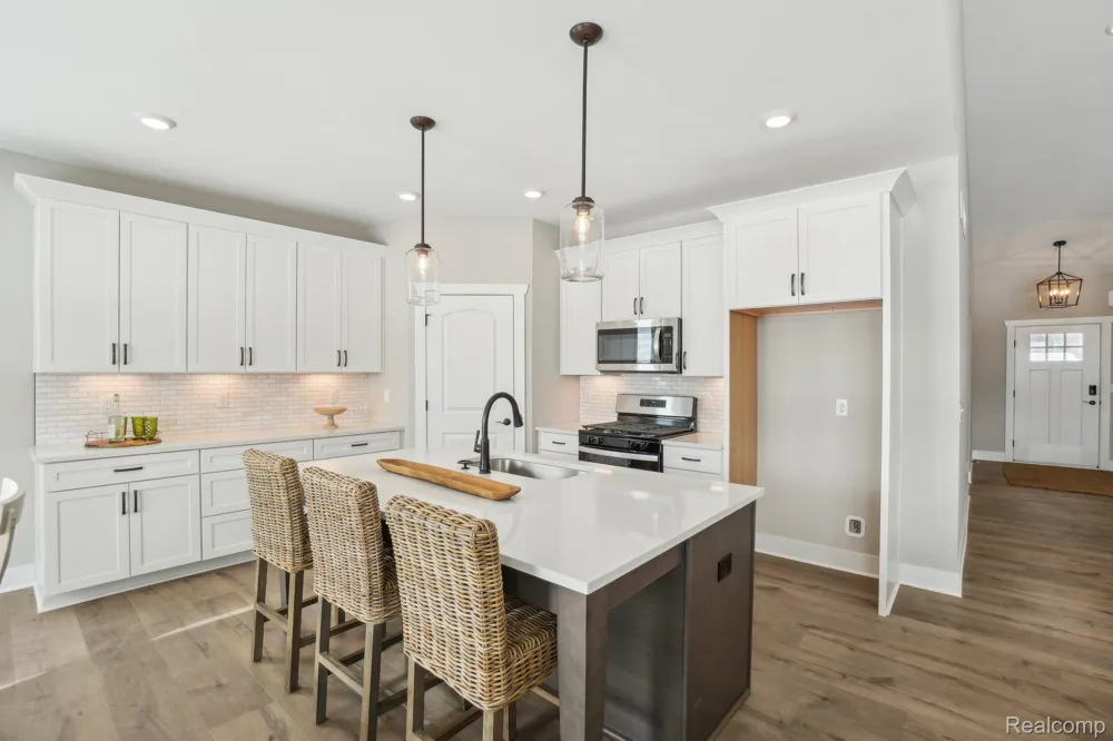 523 Round Rock  Dr Marion Township, MI 48843