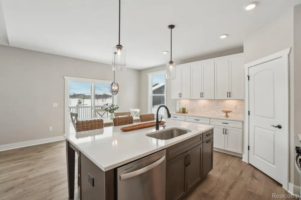 523 Round Rock  Dr Marion Township, MI 48843