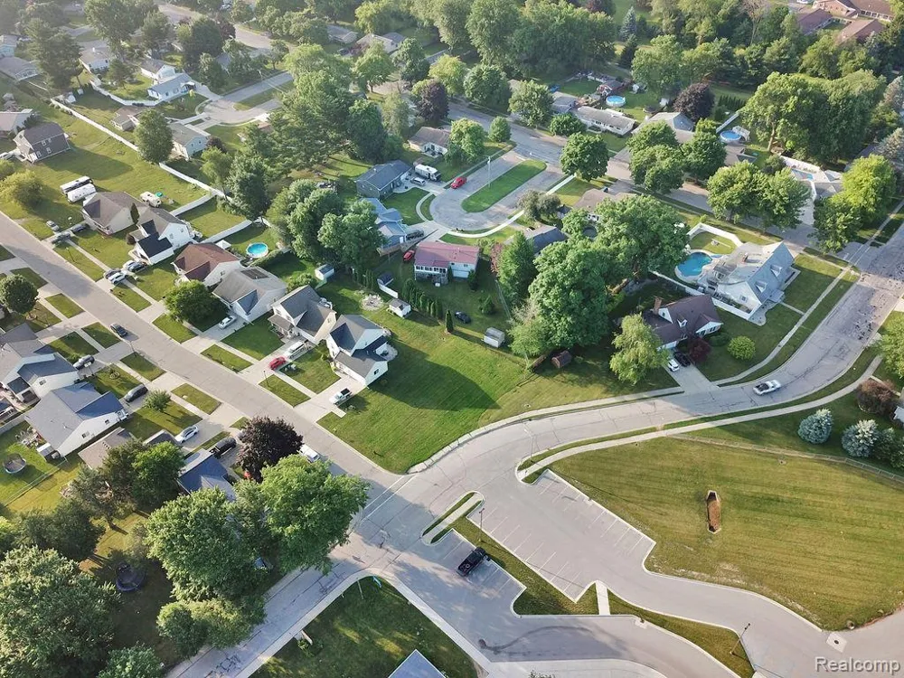 10 School House Drive Imlay City City, MI 48444