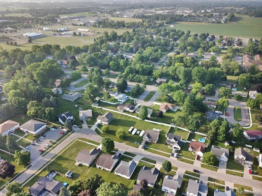 10 School House Drive Imlay City City, MI 48444
