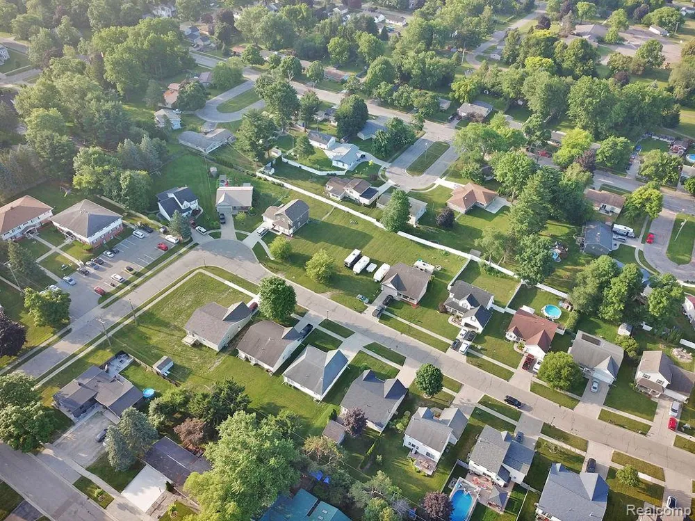 10 School House Drive Imlay City City, MI 48444