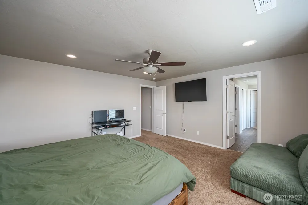 714 Doumit Drive Moses Lake, WA 98837