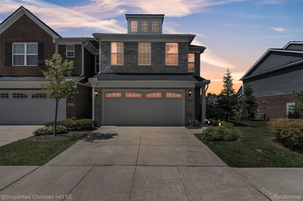43626 Chancellor Lane Novi City, MI 48375