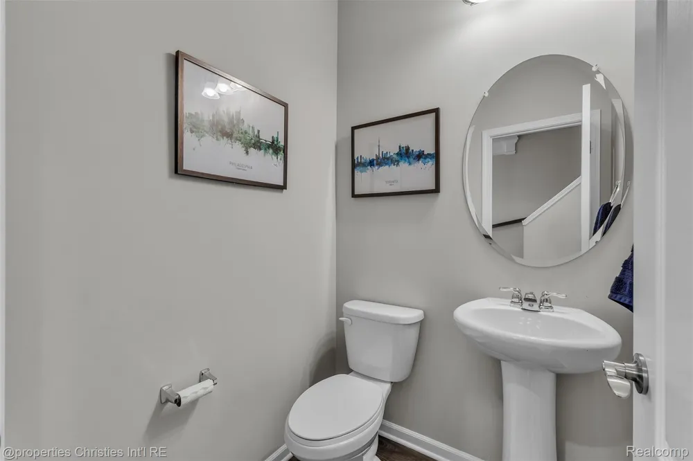 43626 Chancellor Lane Novi City, MI 48375