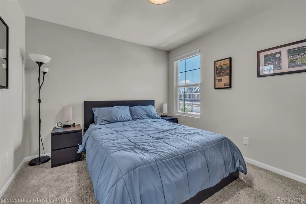 43626 Chancellor Lane Novi City, MI 48375
