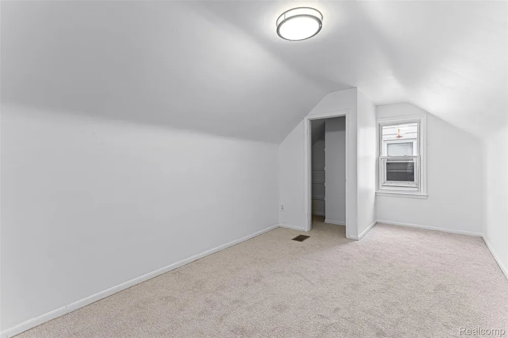 25529 Stanford Street Dearborn Heights City, MI 48125