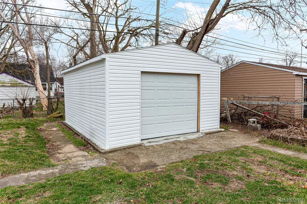 25529 Stanford Street Dearborn Heights City, MI 48125