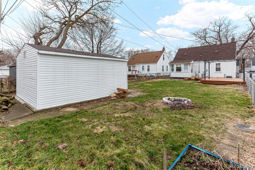 25529 Stanford Street Dearborn Heights City, MI 48125