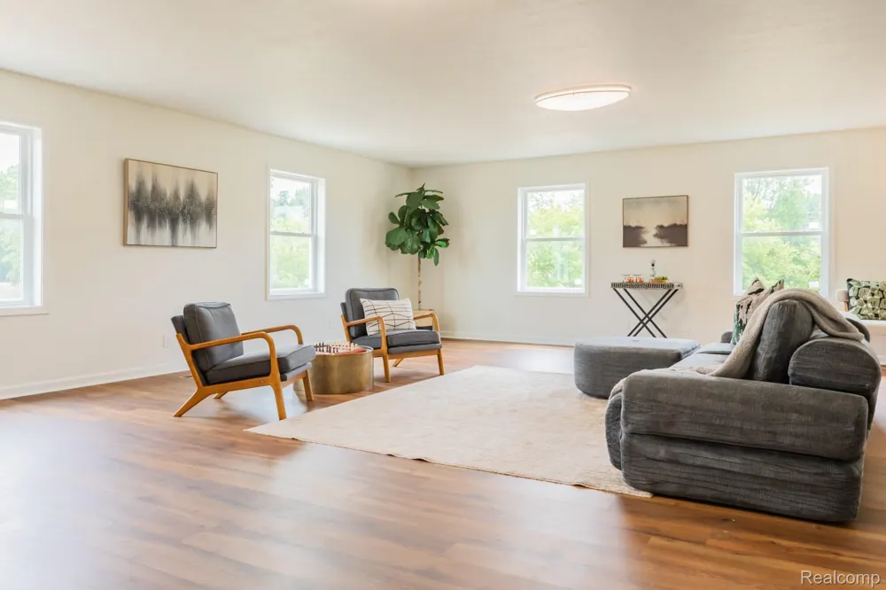 5795 E Centerline Road Ovid Township, MI 48879