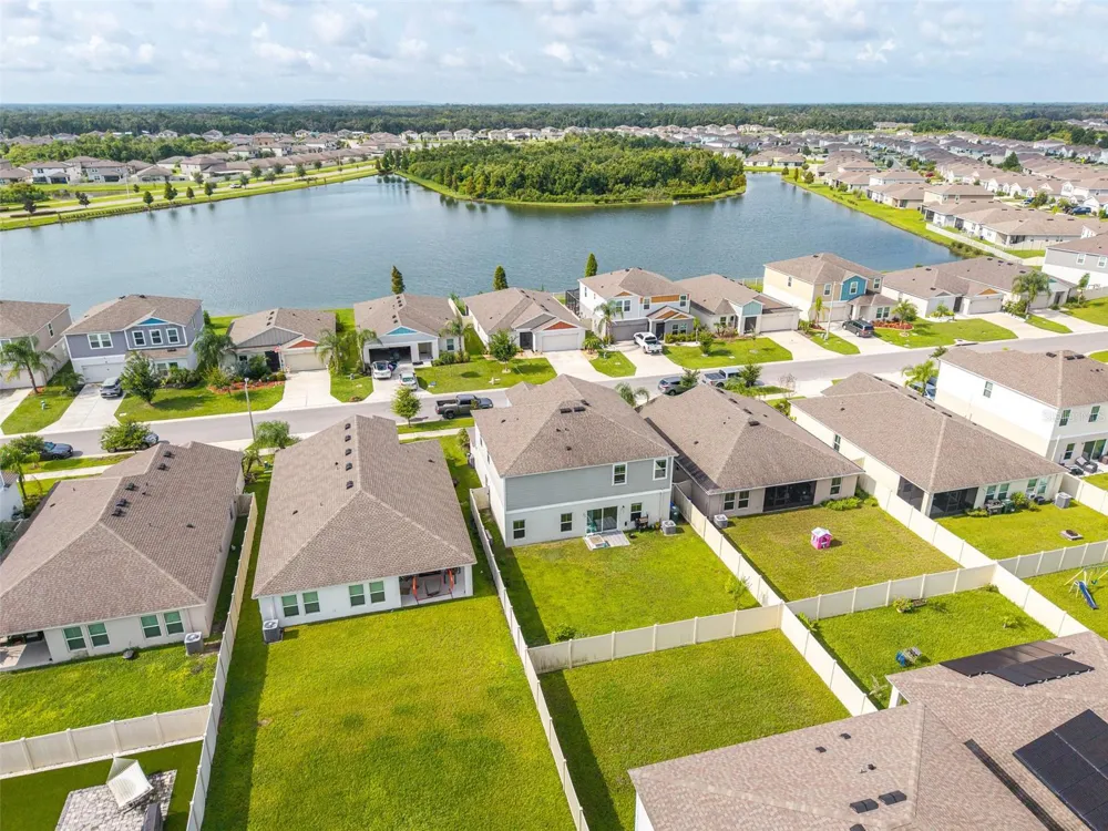 5508 ARLINGTON RIVER DRIVE Lakeland, FL 33811