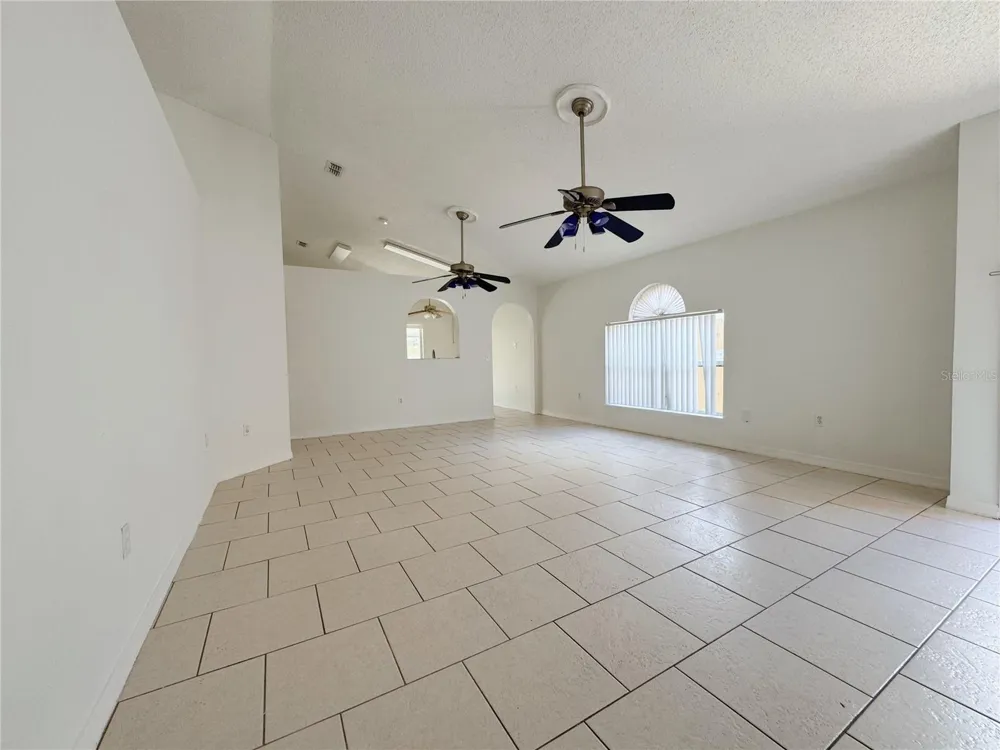 6867 BELMAR DRIVE Orlando, FL 32807