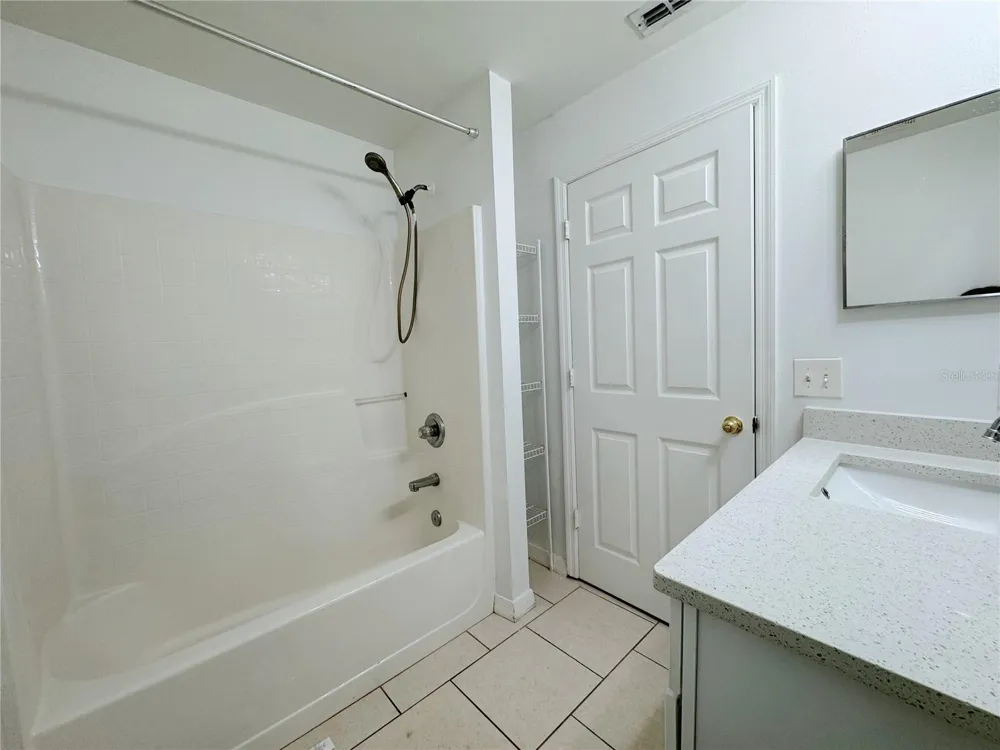 6867 BELMAR DRIVE Orlando, FL 32807