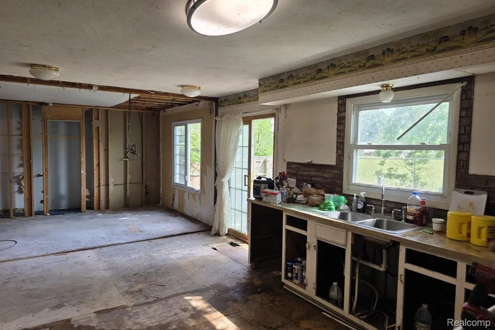 3384 Erie Shore Drive Frenchtown Township, MI 48162