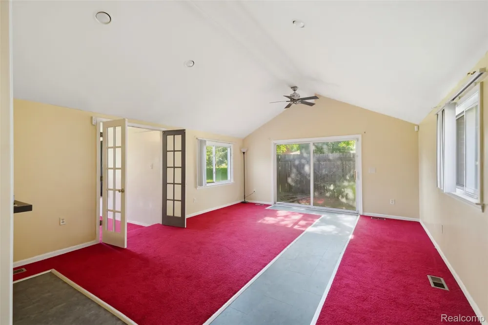 27315 Lathrup Boulevard Lathrup Village City, MI 48076