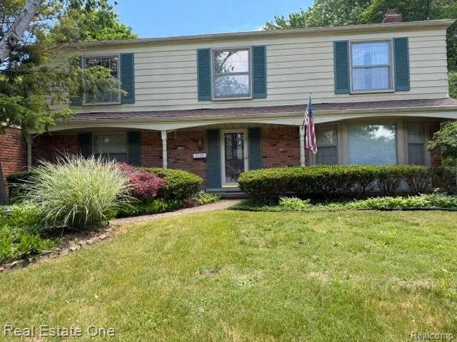 5135 Iron Gate Road Bloomfield Charter Township, MI 48304