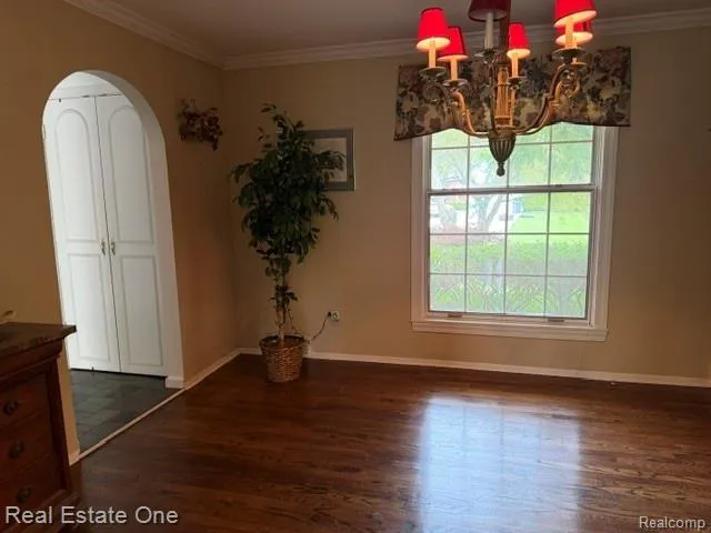 5135 Iron Gate Road Bloomfield Charter Township, MI 48304