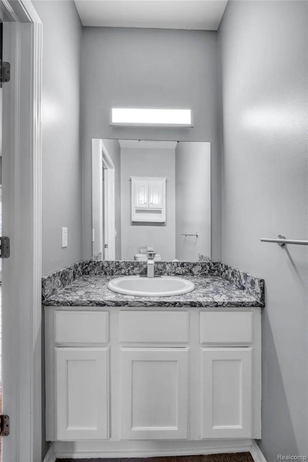 868 Eagle Drive Fenton City, MI 48430