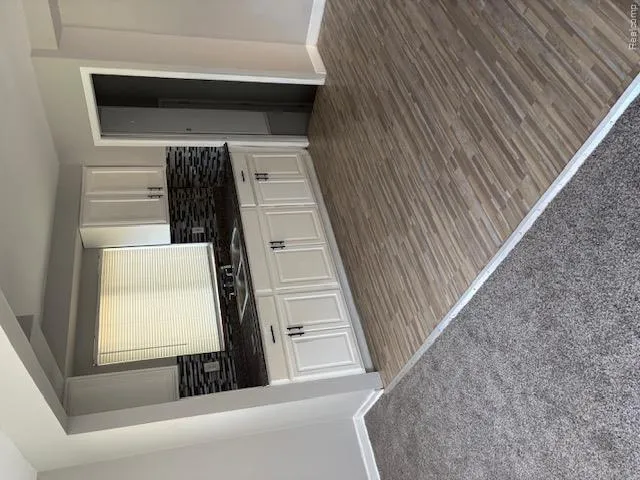 21622 Santa Clara Detroit City, MI 48219